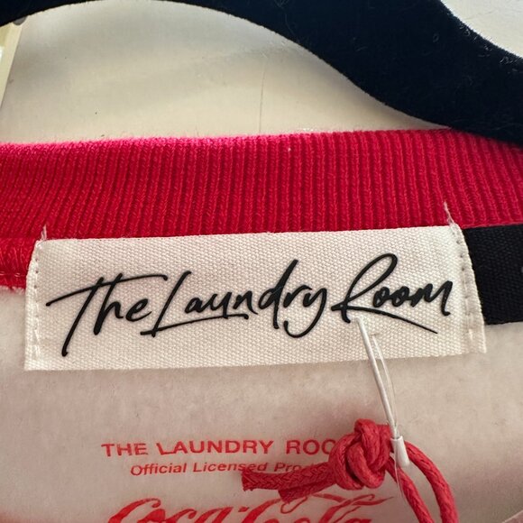 The Laundry Room Coca Cola U.S. Ski Team Crew Sweatshirt Limited Edition New S - Picture 4 of 6
